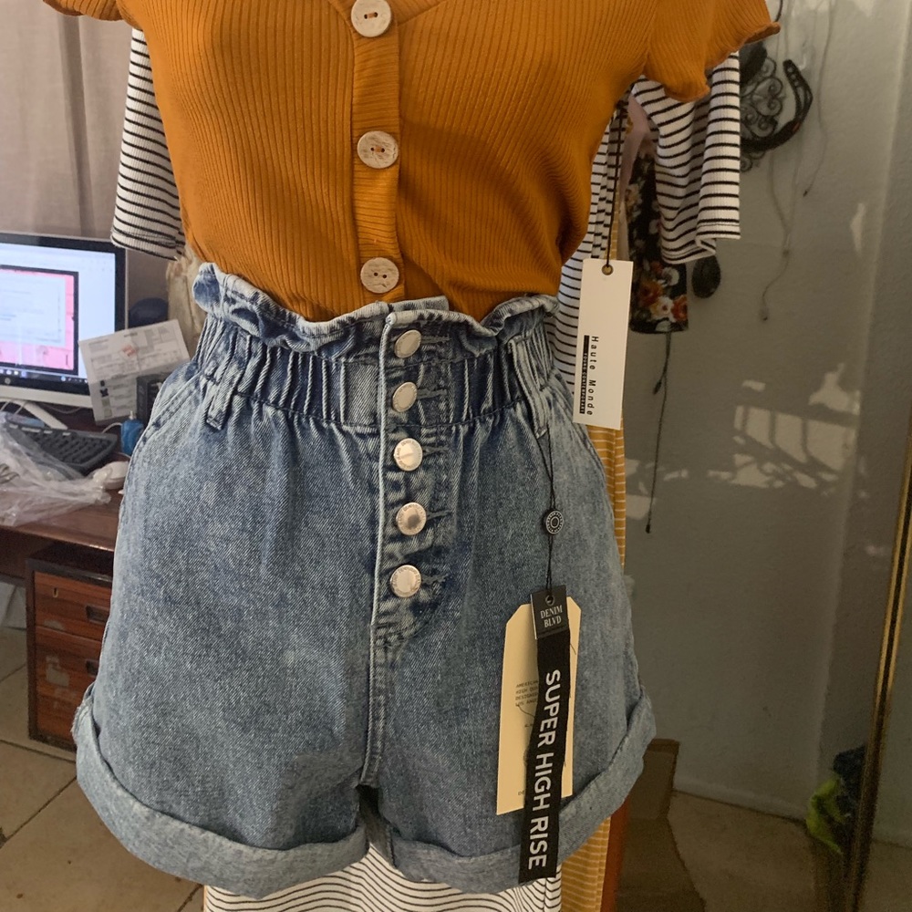 3 left Denim Paper bag shorts